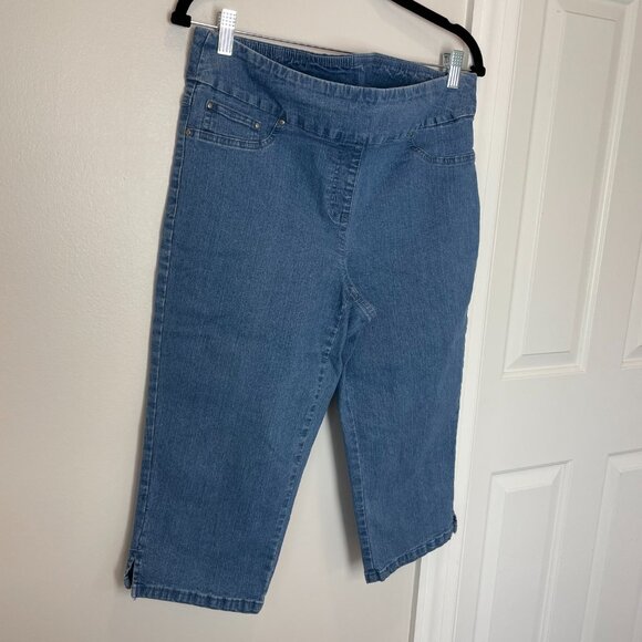 Ruby Rd. Stretch pull-on Denim Capris size 12P - Picture 1 of 11